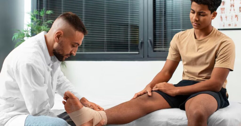 best knee replacement surgeon in indore, knee replacement doctor in indore