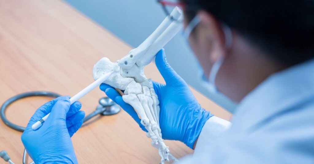orthopedic doctor in indore